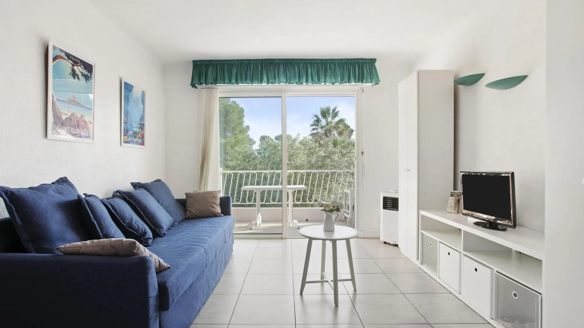 Le Studio Du Rivage - Saint Raphael 0*, Saint-Raphael (Var) France